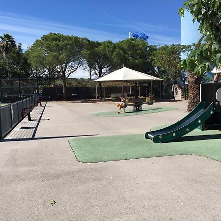 Camping Tohapi Les Salins Vic-la-Gardiole Exterior photo